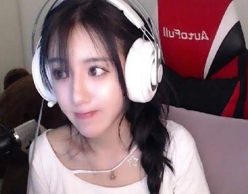 斗鱼刚子吃瓜,揭秘网络红人的幕后故事