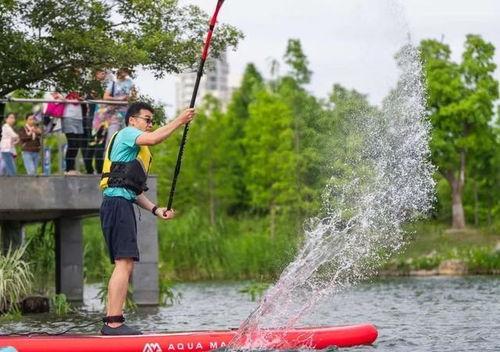 玩水吃瓜视频,玩水吃瓜，畅享清凉时光