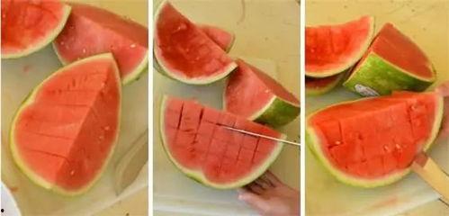 黄色西瓜儿童吃瓜,儿童欢乐吃瓜时光