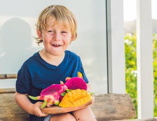 吃瓜闹肚子搞笑,笑料横生的尴尬日常