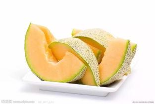 美年达吃哈密瓜,夏日饮品新搭配