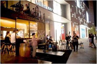 酒吧刺激现场吃瓜